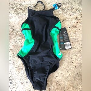 NWT Youth Speedo Sprint Splc flyback swimsuit size 28 blk/green